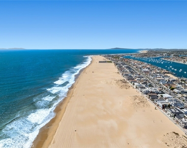 800 W Oceanfront - Photo Thumbnail 32