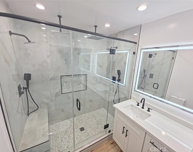 7333 Vanalden Avenue - Photo Thumbnail 4