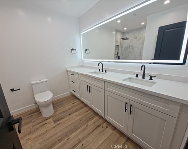 7333 Vanalden Avenue - Photo Thumbnail 6