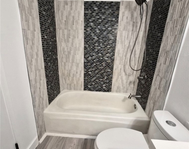 1301 W 8th - Photo Thumbnail 13