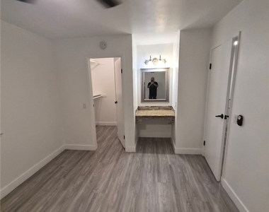 1301 W 8th - Photo Thumbnail 6
