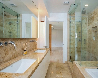 2115 Groveland - Photo Thumbnail 13