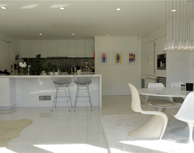 2115 Groveland - Photo Thumbnail 8
