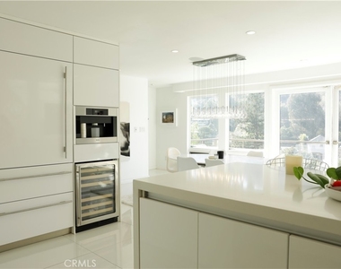 2115 Groveland - Photo Thumbnail 5