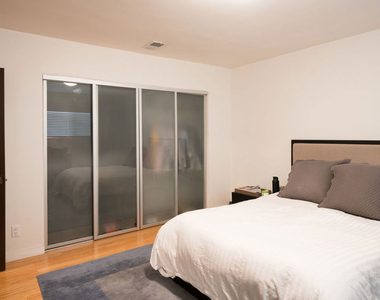 931 N Alfred Street - Photo Thumbnail 20