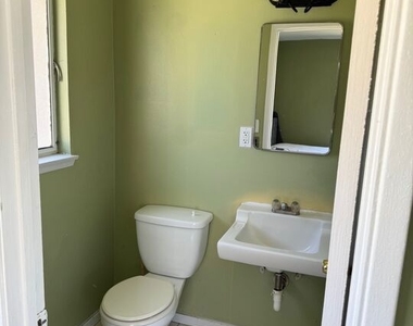 38454 Sumac Avenue - Photo Thumbnail 8