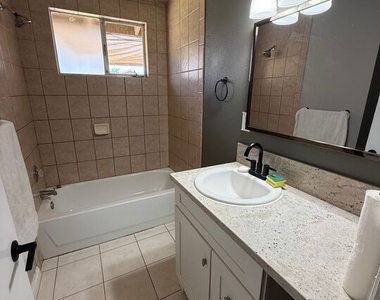38454 Sumac Avenue - Photo Thumbnail 6