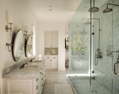 11579 W Sunset Boulevard - Photo Thumbnail 16