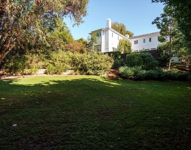 11579 W Sunset Boulevard - Photo Thumbnail 28