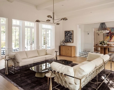 11579 W Sunset Boulevard - Photo Thumbnail 3