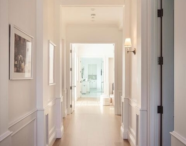 11579 W Sunset Boulevard - Photo Thumbnail 12