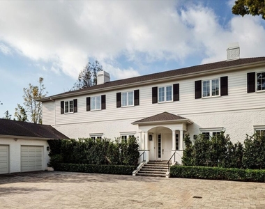 11579 W Sunset Boulevard - Photo Thumbnail 1