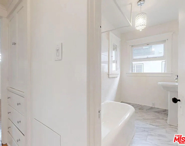 1260 N Flores Street - Photo Thumbnail 4