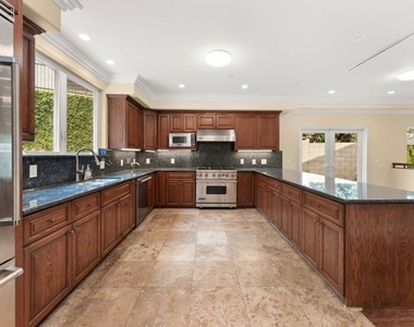 1630 Bridgeport Drive - Photo Thumbnail 12