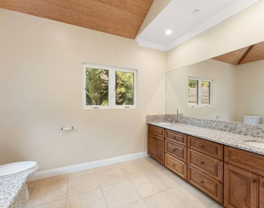 1630 Bridgeport Drive - Photo Thumbnail 28
