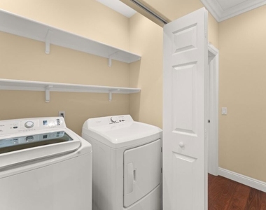 1630 Bridgeport Drive - Photo Thumbnail 31
