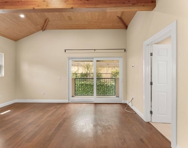 1630 Bridgeport Drive - Photo Thumbnail 33