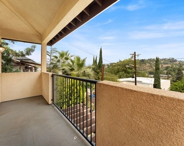 1630 Bridgeport Drive - Photo Thumbnail 23
