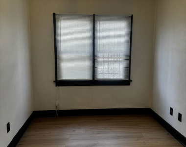 4880 Lexington Avenue - Photo Thumbnail 9