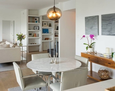 838 N Doheny Drive - Photo Thumbnail 8