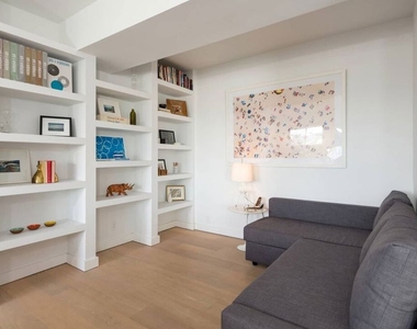 838 N Doheny Drive - Photo Thumbnail 13