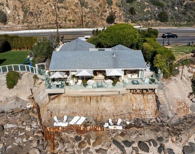 19620 Pacific Coast Highway - Photo Thumbnail 26