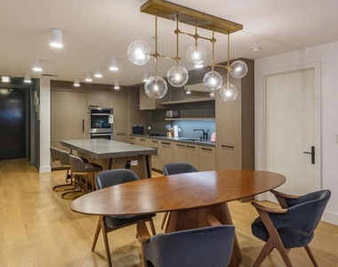 10777 Wilshire Boulevard - Photo Thumbnail 9
