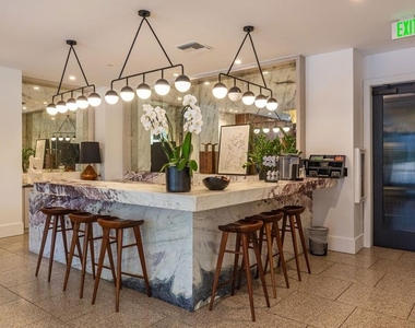 10777 Wilshire Boulevard - Photo Thumbnail 29