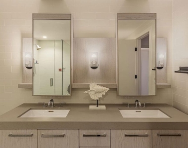 10777 Wilshire Boulevard - Photo Thumbnail 19
