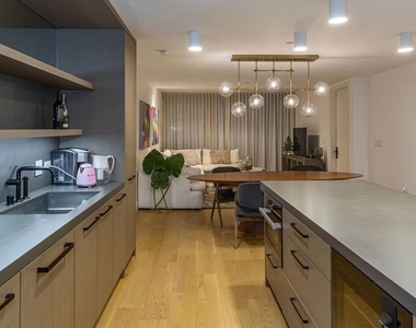 10777 Wilshire Boulevard - Photo Thumbnail 7