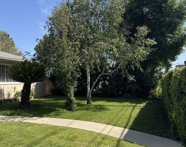 5412 Hazeltine Avenue - Photo Thumbnail 2