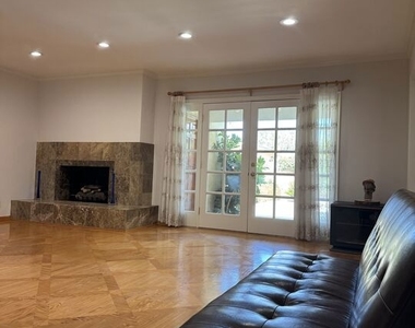 5412 Hazeltine Avenue - Photo Thumbnail 14