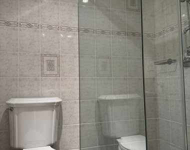 5412 Hazeltine Avenue - Photo Thumbnail 7