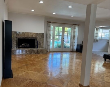 5412 Hazeltine Avenue - Photo Thumbnail 15