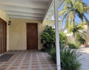 5412 Hazeltine Avenue - Photo Thumbnail 21