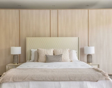 12443 W Sunset Boulevard - Photo Thumbnail 13