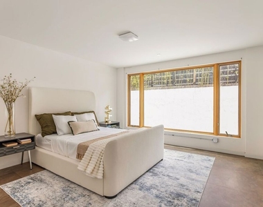 12443 W Sunset Boulevard - Photo Thumbnail 25