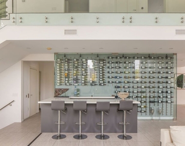 12443 W Sunset Boulevard - Photo Thumbnail 12