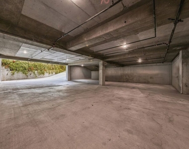12443 W Sunset Boulevard - Photo Thumbnail 36