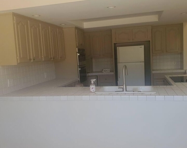 42100 Parado Del Sol Drive - Photo Thumbnail 10