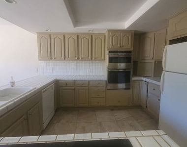 42100 Parado Del Sol Drive - Photo Thumbnail 15