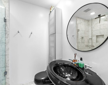 1515 S Beverly Drive - Photo Thumbnail 13