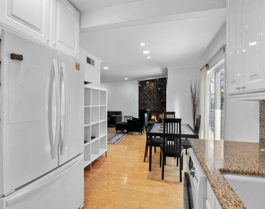 1515 S Beverly Drive - Photo Thumbnail 10
