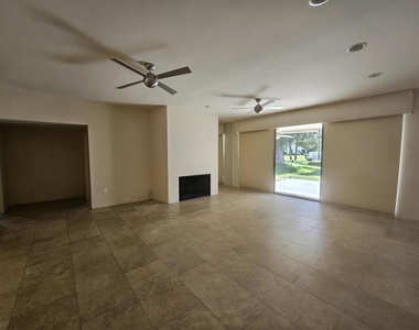 3447 Andreas Hills Drive - Photo Thumbnail 10