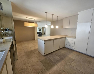 3447 Andreas Hills Drive - Photo Thumbnail 9
