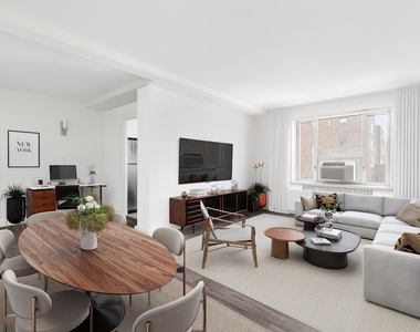 7 Peter Cooper Road - Photo Thumbnail 2