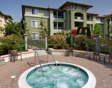 1650 Hope Dr. - Photo Thumbnail 21