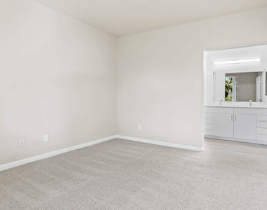 1650 Hope Dr. - Photo Thumbnail 17