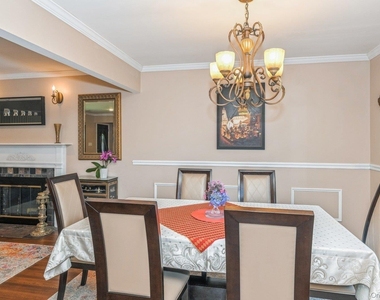 41 Eaton Road - Photo Thumbnail 7