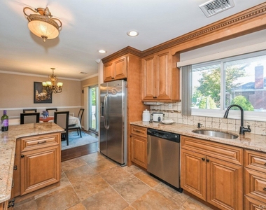 41 Eaton Road - Photo Thumbnail 6